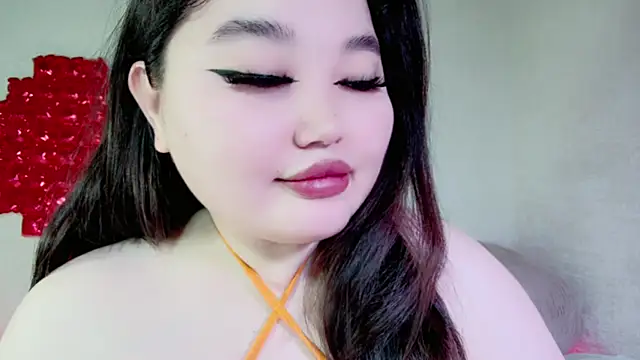 amina moonlightt online show from 02.19.25