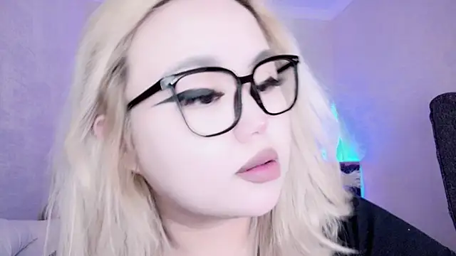 Snapshot of amelia_sunlight chatting on 12.16.24 amelia sunlight online show from 12.16.24