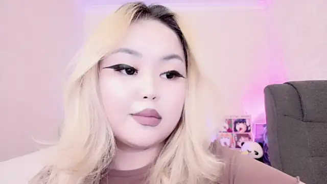 Snapshot of amelia_sunlight chatting on 02.10.25 amelia sunlight online show from 02.10.25