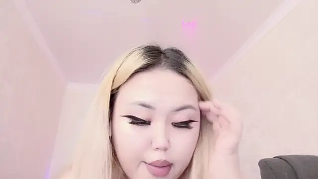 Snapshot of amelia_sunlight chatting on 02.20.25 amelia sunlight online show from 02.20.25