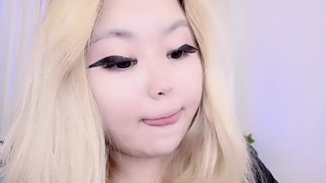 Snapshot of amelia_sunlight chatting on 03.11.25 amelia sunlight online show from 03.11.25