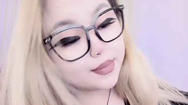 Snapshot of amelia_sunlight chatting on 03.12.25 amelia sunlight online show from 03.12.25