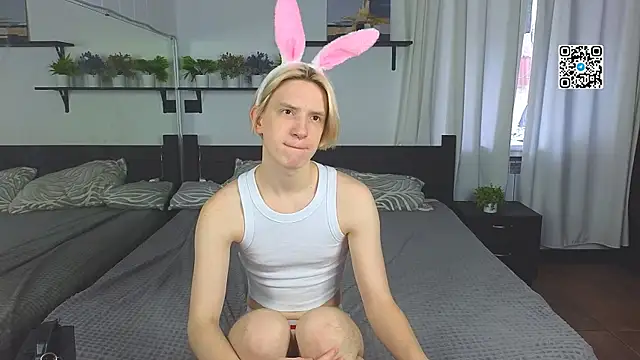 Snapshot of Ron_Vils chatting on 11.23.25 Ron Vils online show from 11.23.25