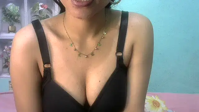 Snapshot of nanhi_munni chatting on 04.07.26 nanhi munni online show from 04.07.26