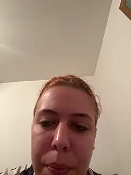 Snapshot of SophiaStarr chatting on 11.30.25 SophiaStarr online show from 11.30.25