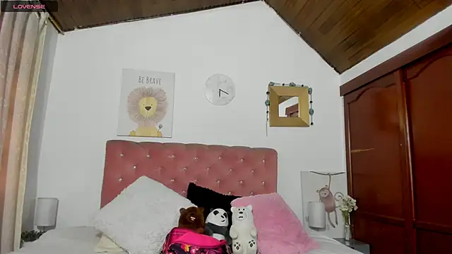 CelessteRedds online show from 03.13.25