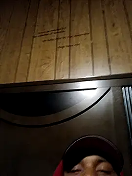 Snapshot of Imthegoattt chatting on 01.01.25 Imthegoattt online show from 01.01.25