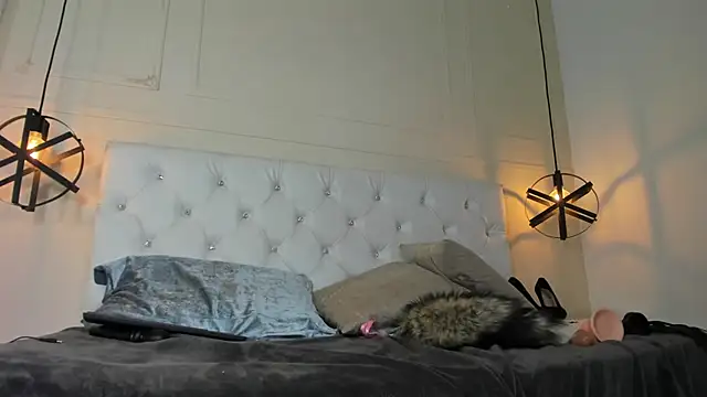 Snapshot of Slut_Milf_ chatting on 01.17.25 Slut Milf  online show from 01.17.25