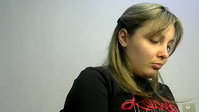 Snapshot of Iskor_ka chatting on 12.18.24 Iskor ka online show from 12.18.24