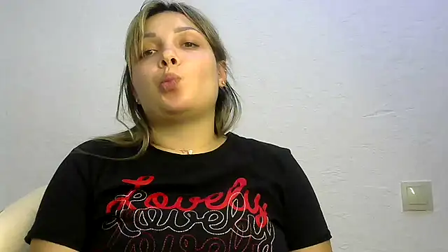 Snapshot of Iskor_ka chatting on 12.18.24 Iskor ka online show from 12.18.24