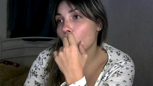 Snapshot of Iskor_ka chatting on 11.16.25 Iskor ka online show from 11.16.25