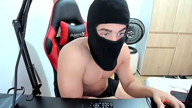 Snapshot of Calihotcaliente277 chatting on 02.12.25 Calihotcaliente277 online show from 02.12.25