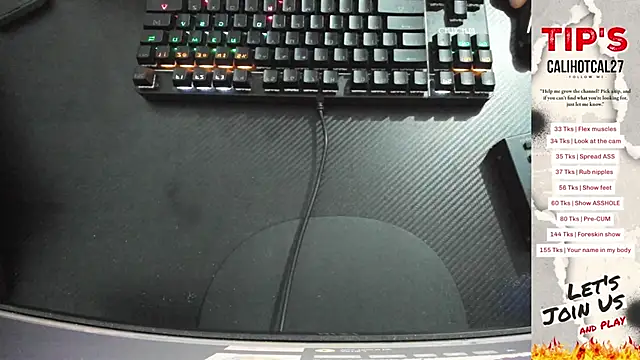 Snapshot of Calihotcaliente277 chatting on 09.13.25 Calihotcaliente277 online show from 09.13.25