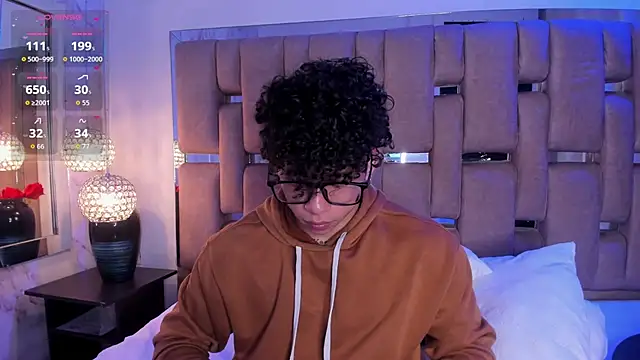 AkazaBoy  online show from 11.23.25