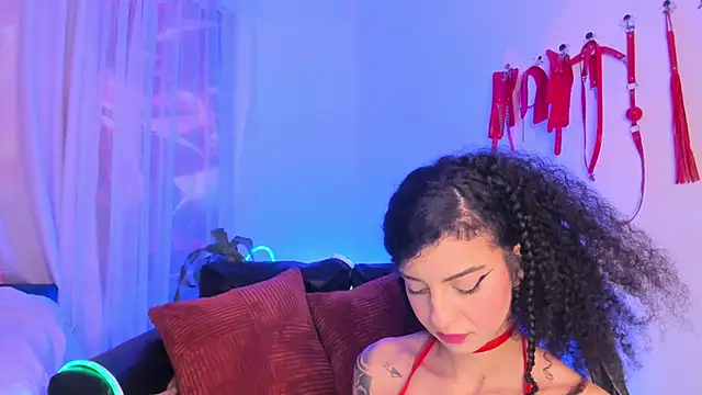 Snapshot of CurlyRose__ chatting on 02.10.26 CurlyRose online show from 02.10.26