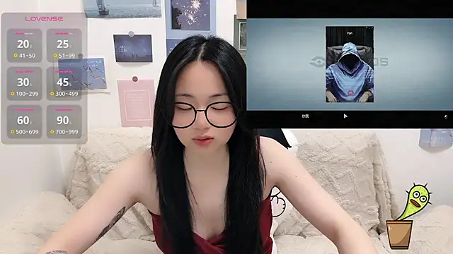 Snapshot of LiLiYbaby chatting on 03.04.26 LiLiYbaby online show from 03.04.26