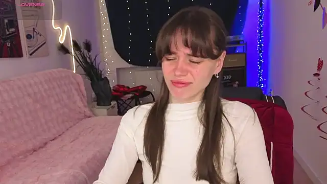 Emillias online show from 02.25.26