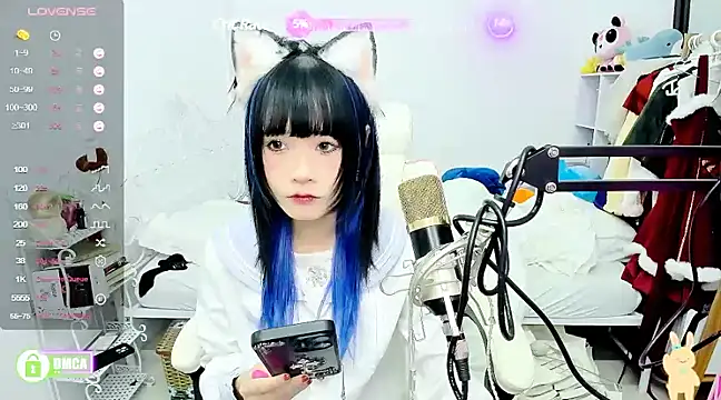 Snapshot of RassieRaph chatting on 12.26.24 RassieRaph online show from 12.26.24