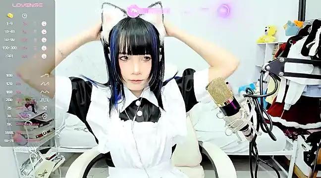 Snapshot of RassieRaph chatting on 12.30.24 RassieRaph online show from 12.30.24