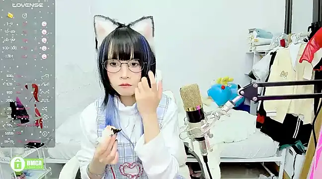 Snapshot of RassieRaph chatting on 02.28.25 RassieRaph online show from 02.28.25