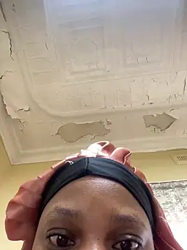 BeautyAuroa online show from 02.17.25