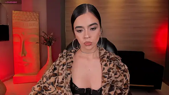 AlanaCraft online show from 02.28.25