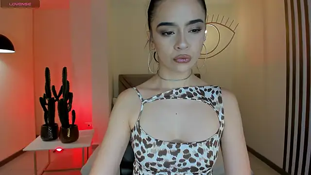 AlanaCraft online show from 03.21.25