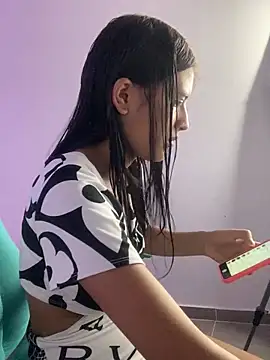  18 laura online show from 12.27.24