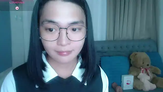 Snapshot of zhaviahale21 chatting on 07.05.26 zhaviahale21 online show from 07.05.26