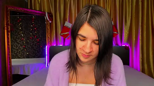 Snapshot of _Polly_Love_ chatting on 01.06.26 Polly Love online show from 01.06.26