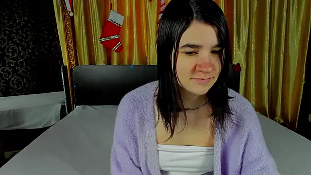 Snapshot of _Polly_Love_ chatting on 02.04.26 Polly Love online show from 02.04.26