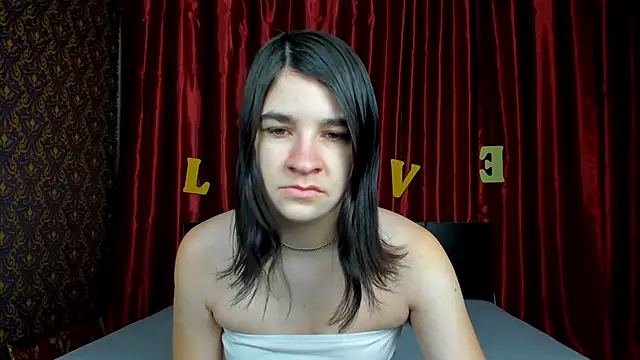 Snapshot of _Polly_Love_ chatting on 02.14.26 Polly Love online show from 02.14.26