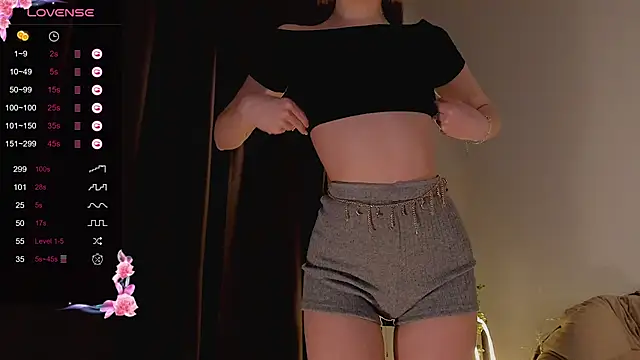 Lili Roze  online show from 02.21.25