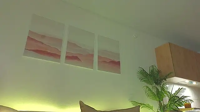 Lili Roze  online show from 09.19.25