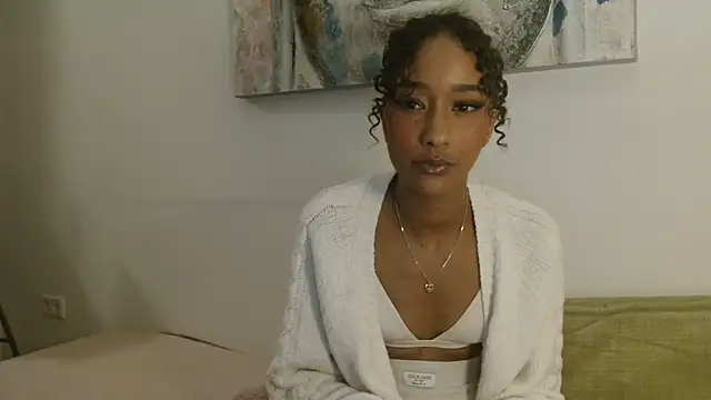 Leilaswe online show from 12.07.24