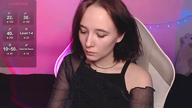 Snapshot of Robin_yourss chatting on 01.10.25 Robin yourss online show from 01.10.25