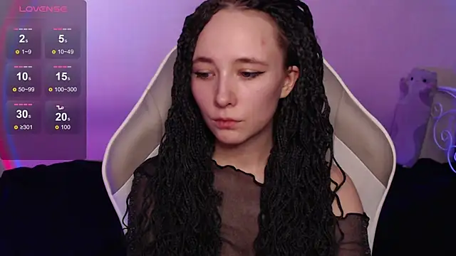 Snapshot of Robin_yourss chatting on 02.07.25 Robin yourss online show from 02.07.25