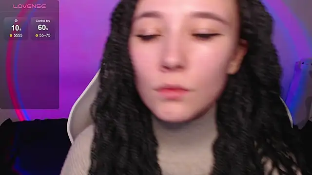 Snapshot of Robin_yourss chatting on 02.21.25 Robin yourss online show from 02.21.25