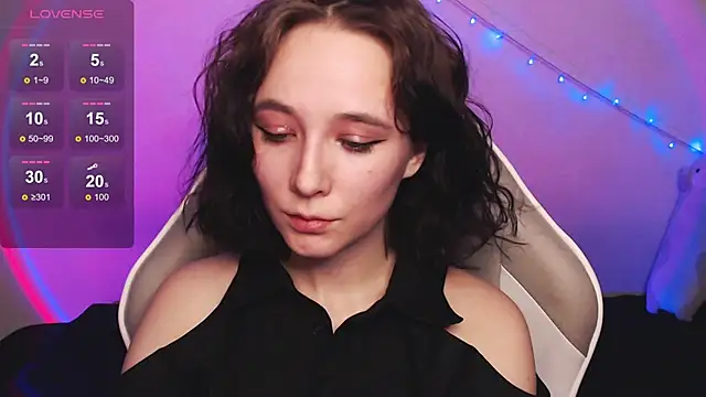 Snapshot of Robin_yourss chatting on 03.06.25 Robin yourss online show from 03.06.25