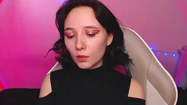 Snapshot of Robin_yourss chatting on 03.15.25 Robin yourss online show from 03.15.25