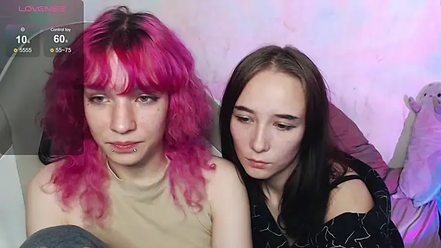 Snapshot of Robin_yourss chatting on 09.26.25 Robin yourss online show from 09.26.25