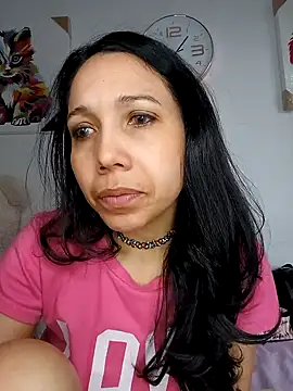KimPielCanela online show from 01.23.25