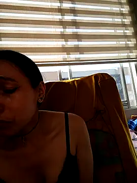 KimPielCanela online show from 11.12.25