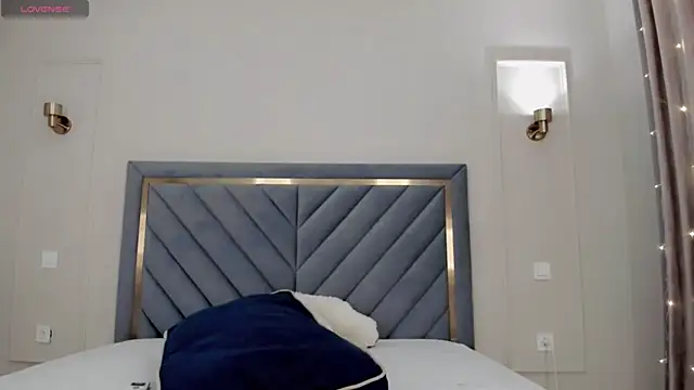 oxxx me online show from 02.16.25