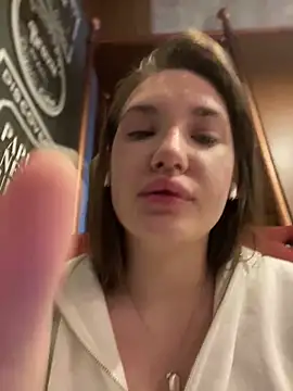 Snapshot of Holly_Molii chatting on 12.14.24 Holly Molii online show from 12.14.24