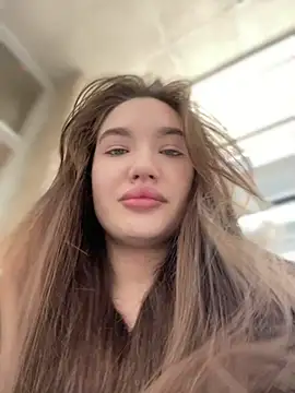 Snapshot of Holly_Molii chatting on 12.25.24 Holly Molii online show from 12.25.24