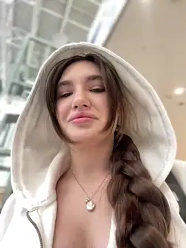 Snapshot of Holly_Molii chatting on 01.16.25 Holly Molii online show from 01.16.25