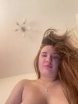 Snapshot of Holly_Molii chatting on 03.14.25 Holly Molii online show from 03.14.25