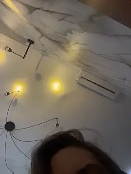 Holly Molii online show from 03.26.26