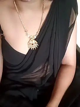 Snapshot of yourtamilcouple chatting on 12.14.24 yourtamilcouple online show from 12.14.24